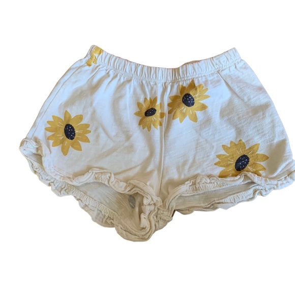 Cute Shorts Bundle - Picture 3 of 7